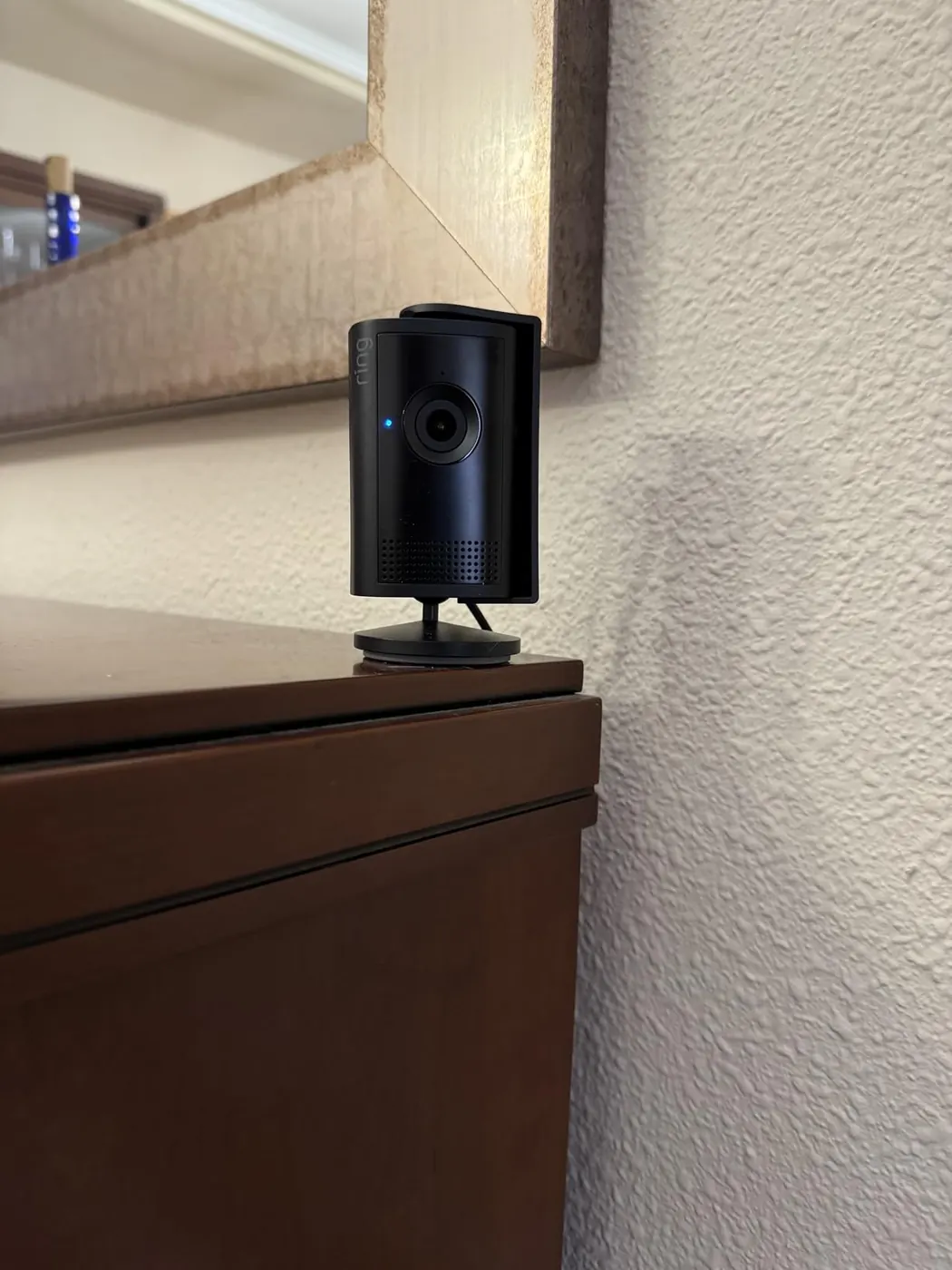 Ring Indoor Camera Plus como cámara interior pensada para uso con Alexa y Echo Show