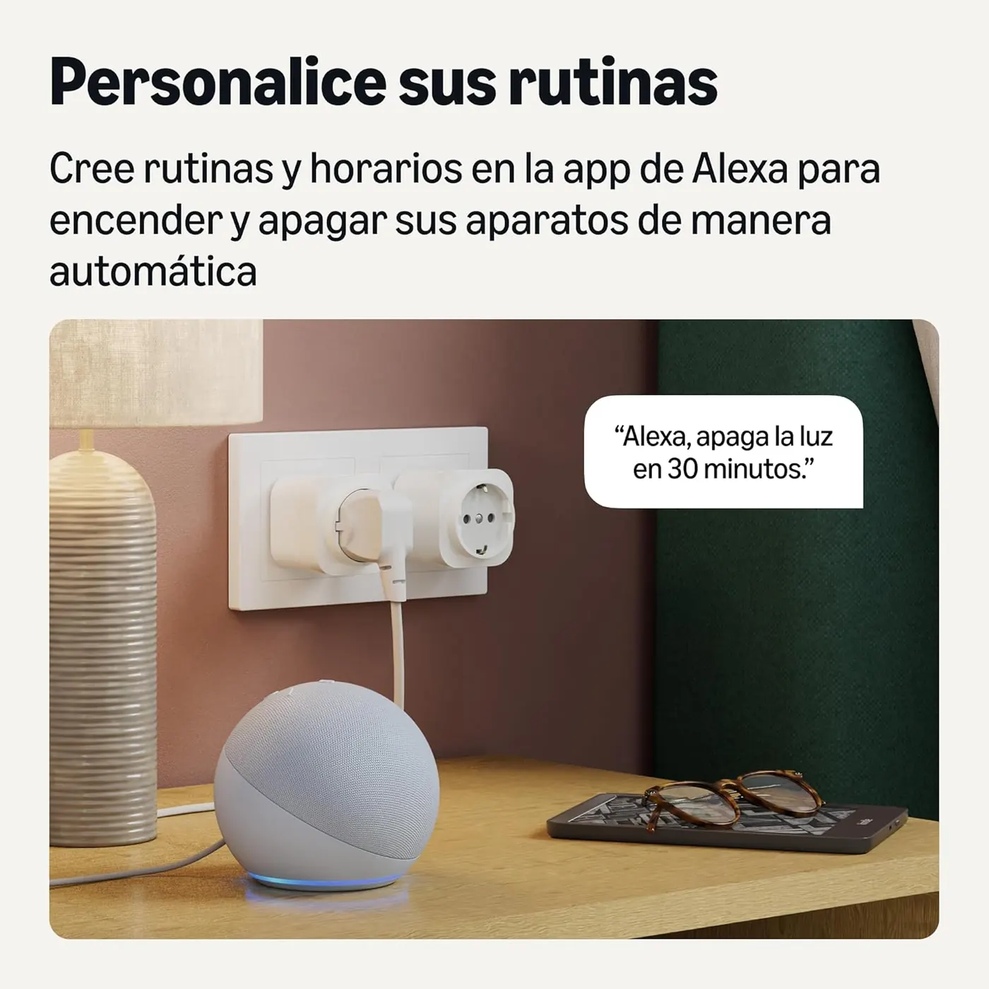 Smart Plug conectado en una toma antes de terminar la vinculación con Alexa